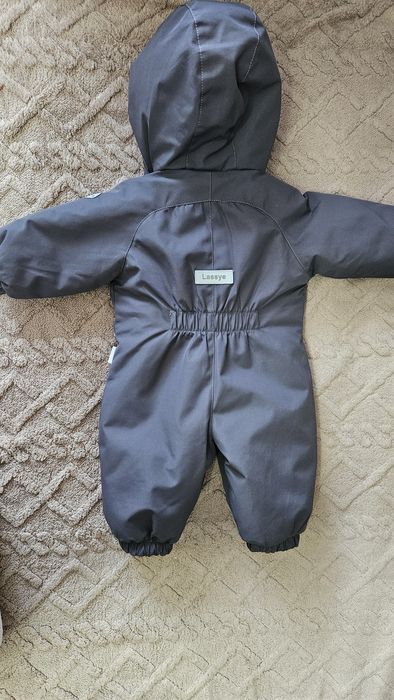 Продам детский зимний комбинезон