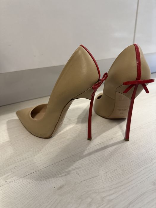 Оригинални обувки  Casadei