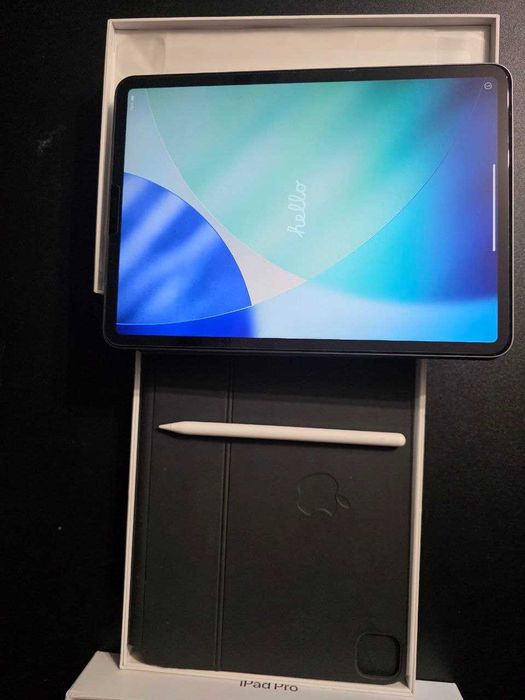 Ipad pro 11 m1 Wi-Fi  128Gb + magic keyboard + pencil