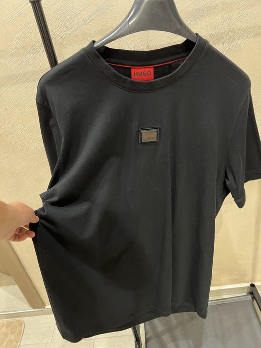 Тениски и суитшърти