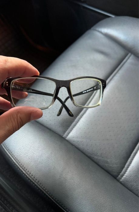 Продаю очки Ray Ban