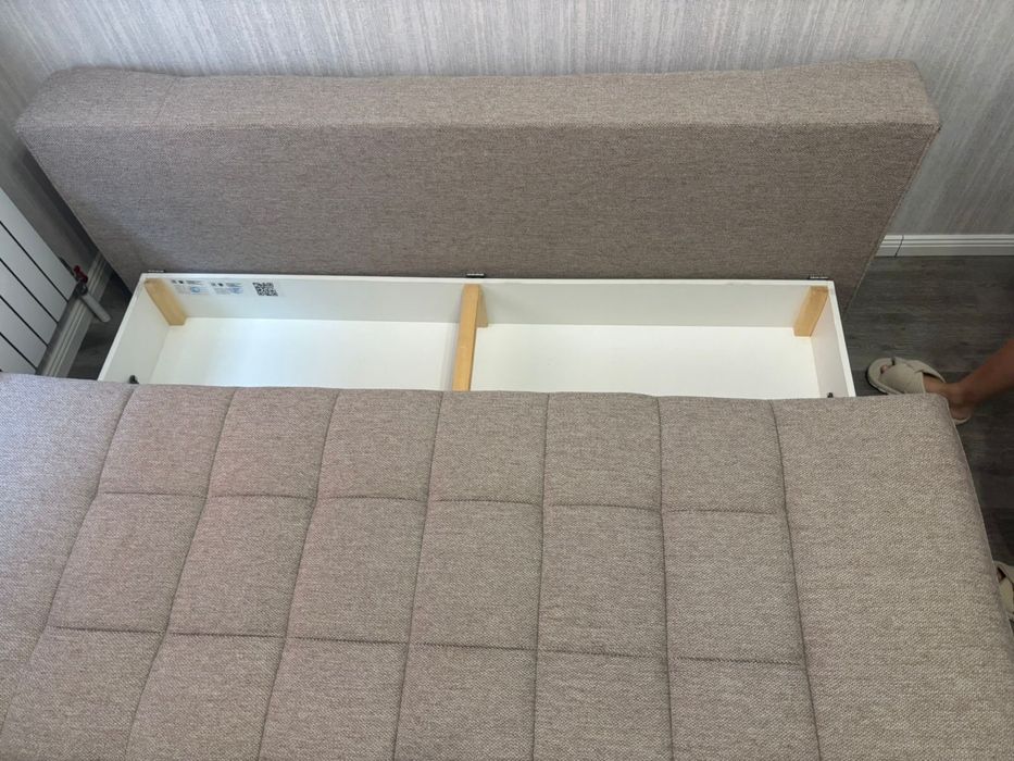 Продам диван в отличном состоянии