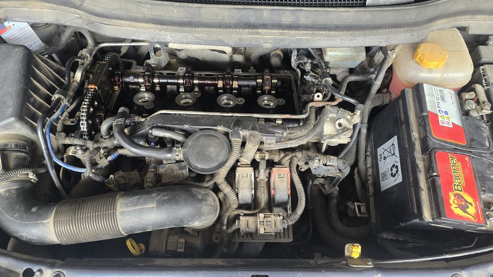 Opel Zafira B на части  2.2  бензин