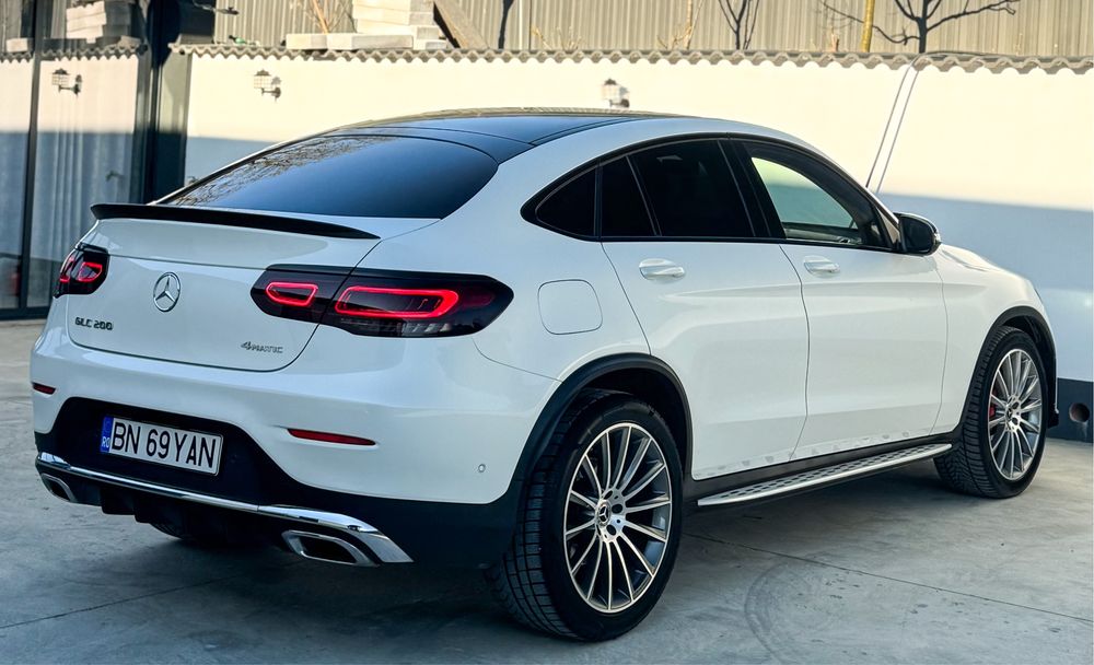 Mercedes-Benz GLC 200 Coupe / 2019 / 2.0 Benzină 211 CP / Hybrid