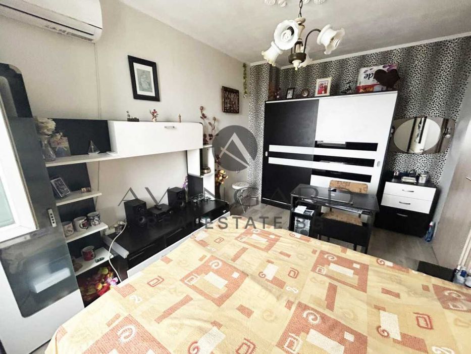 Продава се Тристаен апартамент в Пловдив, Тракия - 76 кв.м за 2237 €/кв.м - Снимка #6