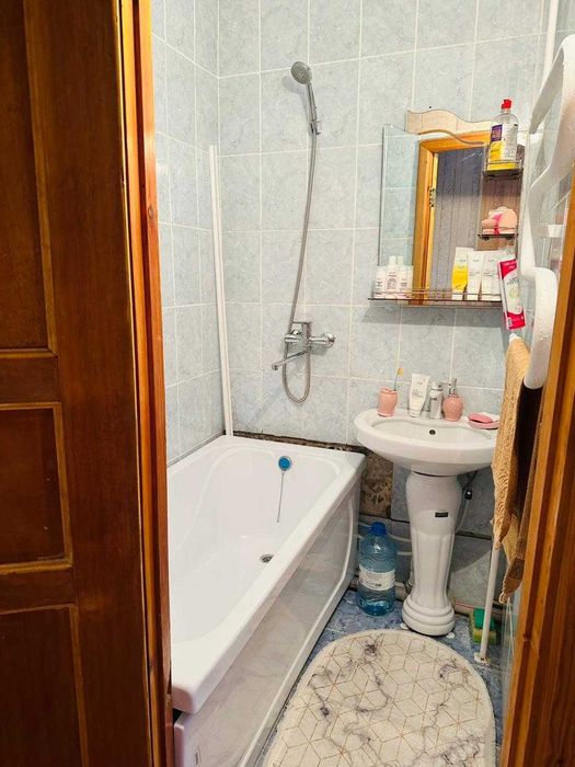 Продам 3-х комн. ул. М.Маметовой, 7
