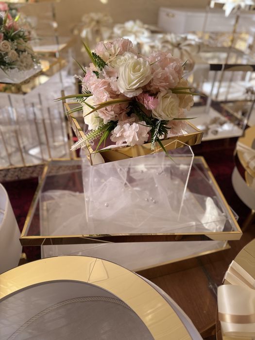 Merry me va Oqliq idish naborlari