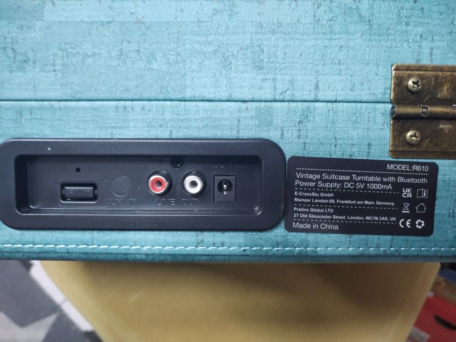 3-скоростен Bluetooth  винилов плейър, син с вградени високоговорители