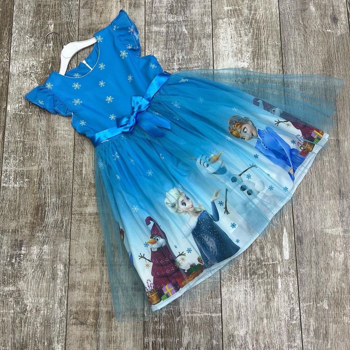 Платя нарядный для девочек