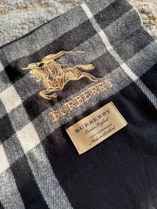 Шарф для зимы Burberry унисекс