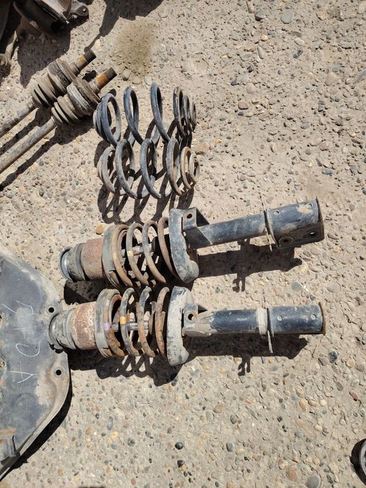 Опел амега а орка олдин пружина амартизатор