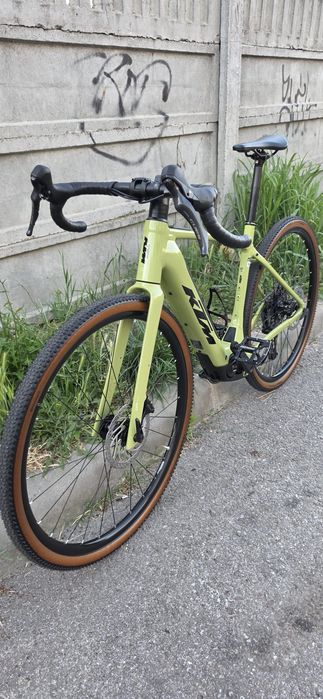 Bicicleta KTM Gravelator Macina electrica