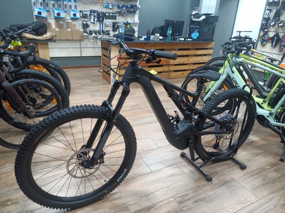 SPECIALIZED Turbo Levo Alloy marime 54 - in stoc EST BIKE Funky Sports