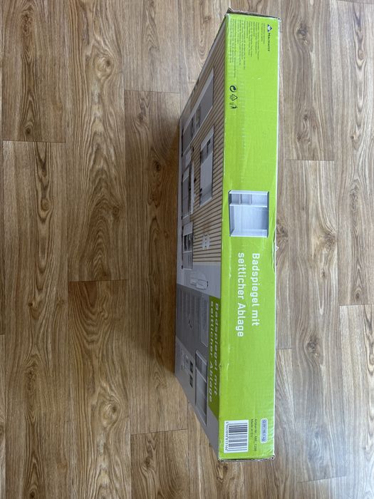 Vând oglindă de baie