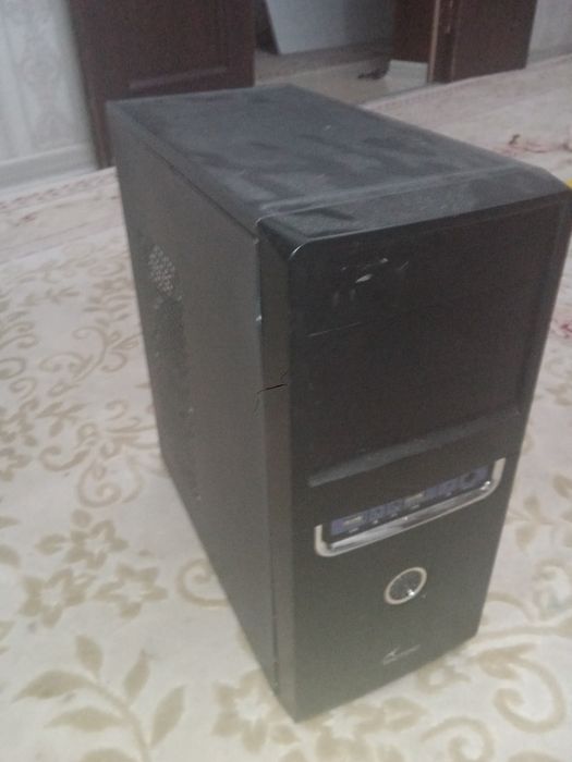 Компютер с монитором