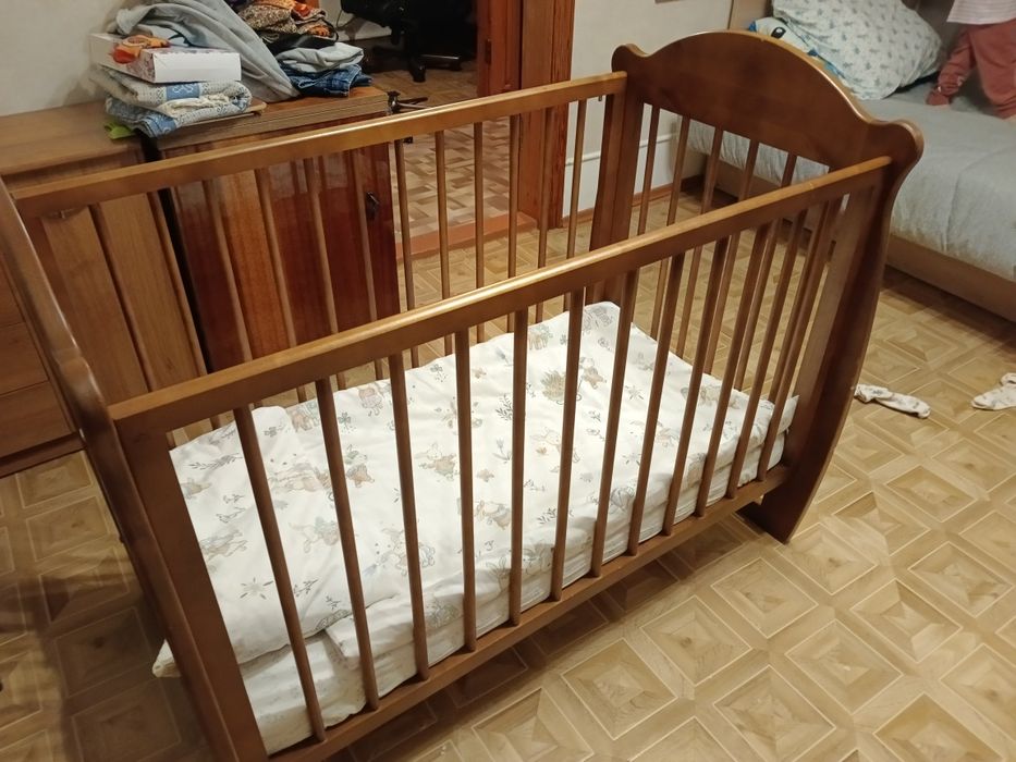 Продам Манеж детский