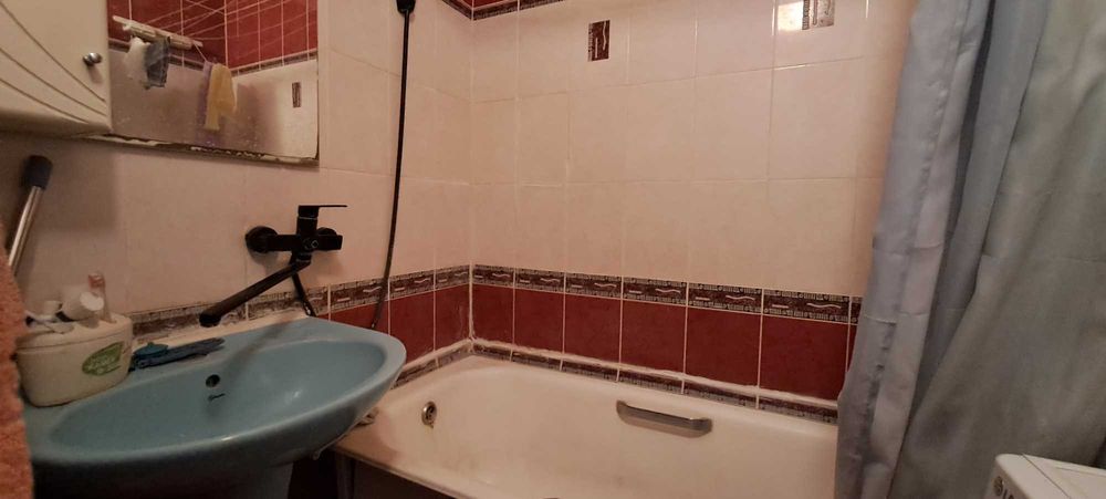 Продам 3х ком квартиру в центре
