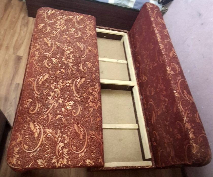 Продам Диван б/у