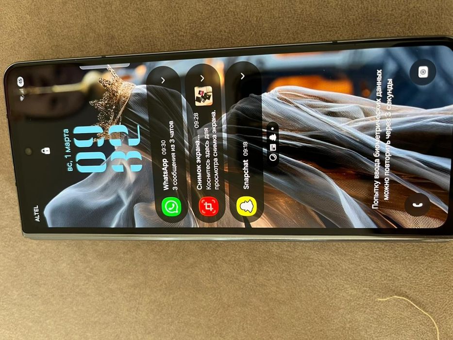 Продам смартфон самсунг