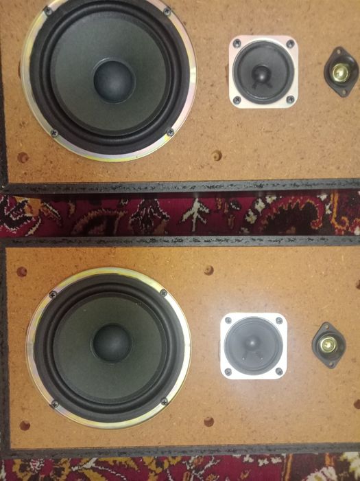 Doua boxe Sony SS-A225 60W .6 ohmi.si Kenwood LS56