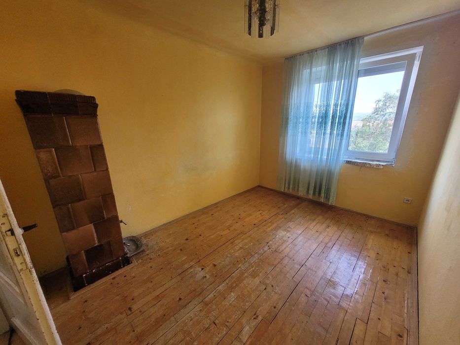 Ap.2 cam, etj.1, cu gradina in  Astileu, BH