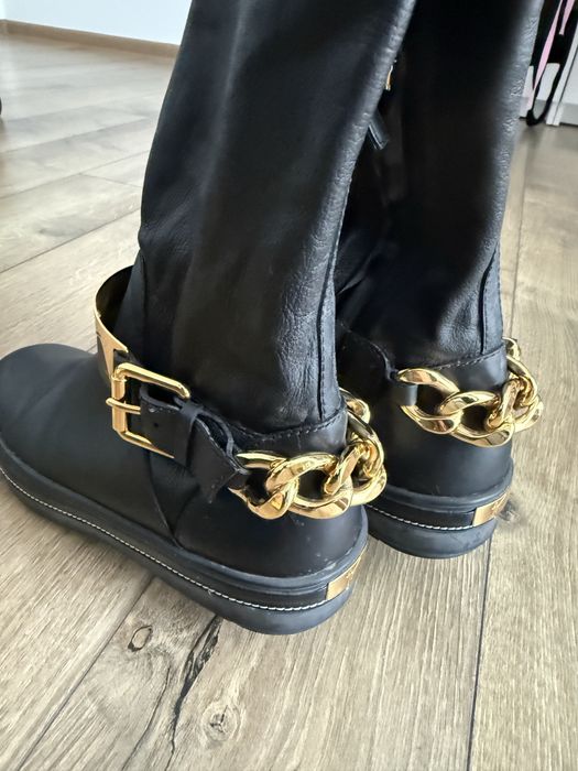 Giuseppe Zanotti cizme cu lant auriu