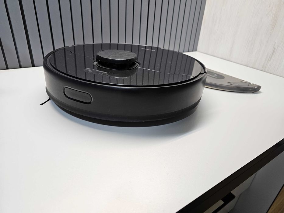 ПРОДАМ Dreame D9 Max Робот-пылесос RU. Состояние ОТЛИЧНОЕ.