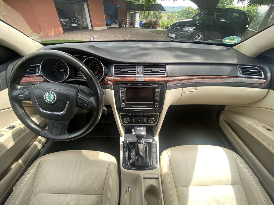Skoda Superb Combi 2.0 TDI, 140 CP, automată, an fabricație 2010