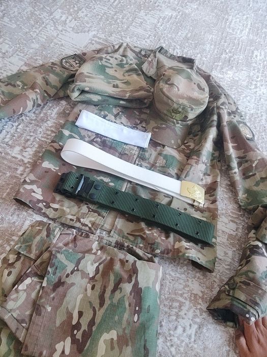 Военный форма мултикам
