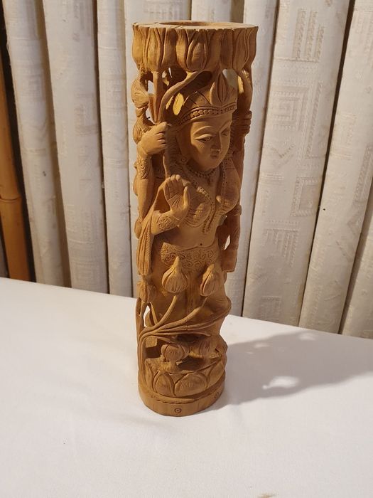 Vând statuieta India