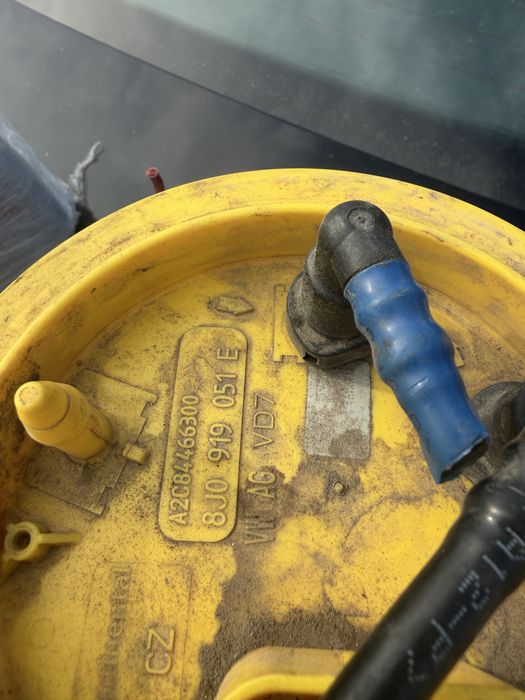 Бензинова помпа ауди  с3 8п / бензинова помпа RS3