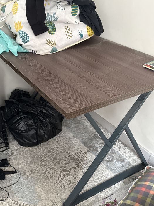 Обеденный стол новый