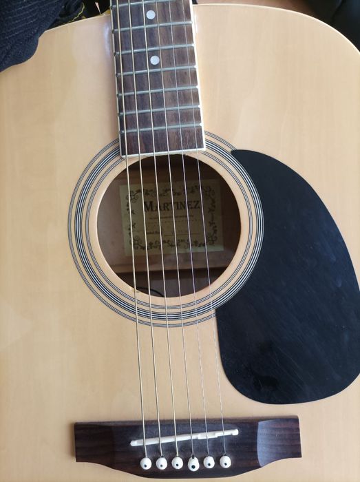 41-razmer Ekvalayzerli Martinez akustik gitara