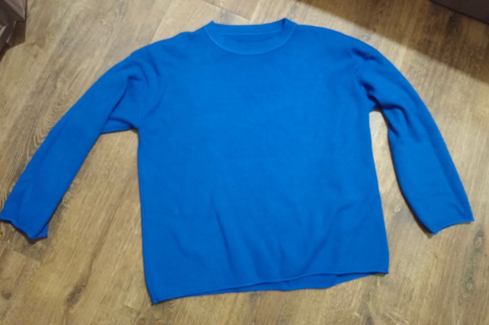 Продам вещи, обувь по 2500 тенге