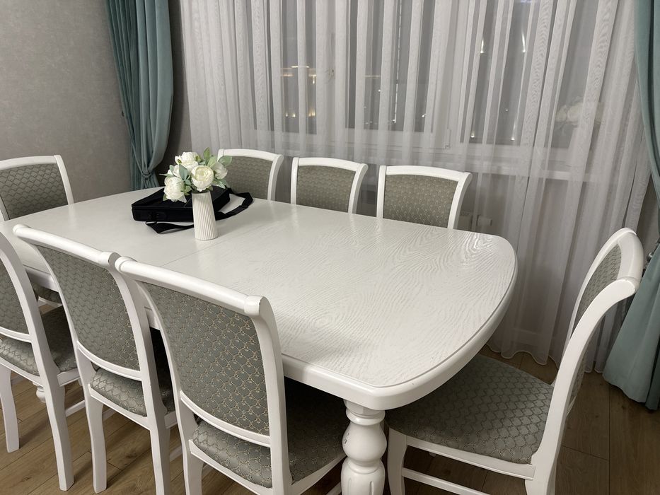 Продам стол со стульями