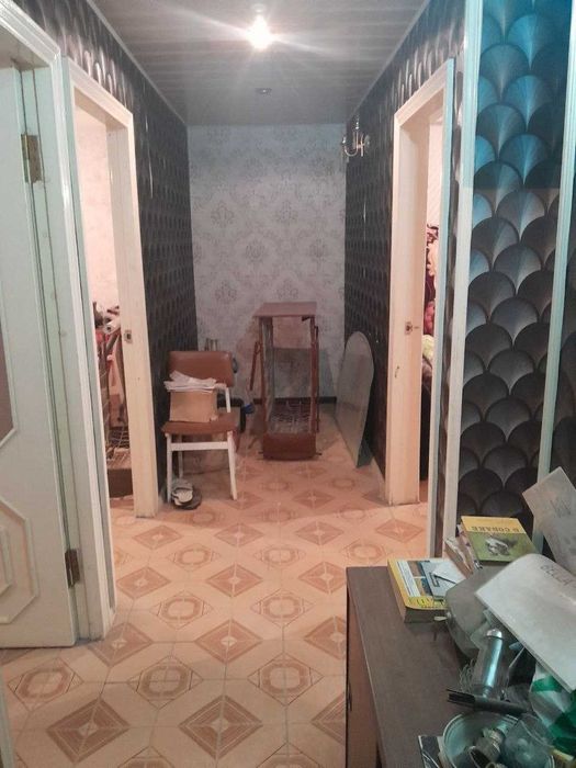 Университет томондан 3 хонали 1 каватдан квартира сотилади