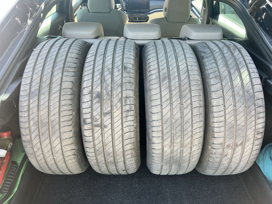 Гуми Michelin 205 55 17