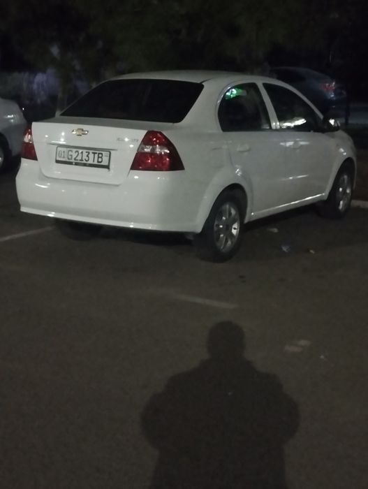 Нексия R3 avtomad 2022 yil март да автосалон дан чикган