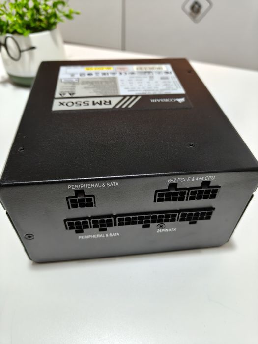 Sursa modulara Corsair RM550x, 550W, 80 PLUS Gold, ATX 2.31,