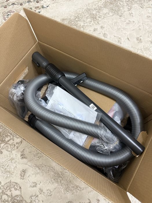 Пылесос Samsung новый в упаковке.