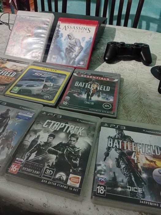 Продам плэйстейшен 3 с играми
