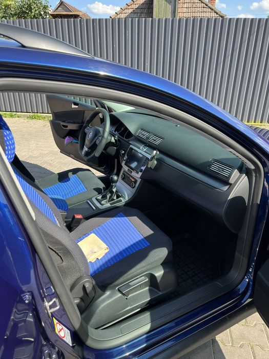 Vând passat b6 !!