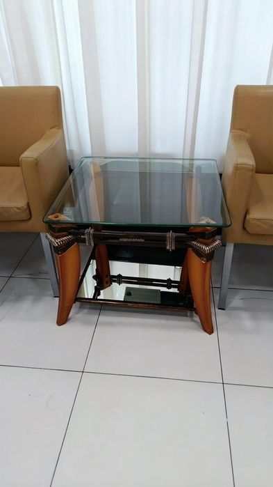 Срочно продается журнальный столик