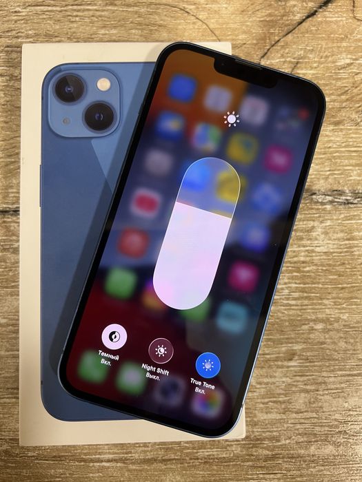 iPhone 13 256 gb blue