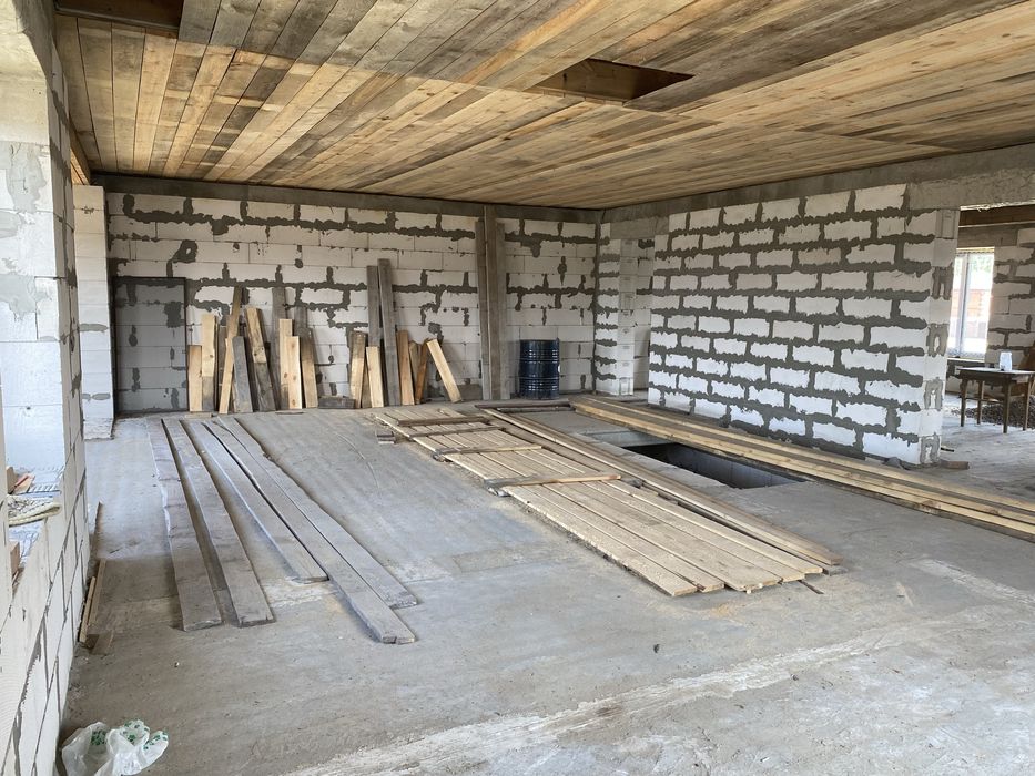 Продам недостроенный дом