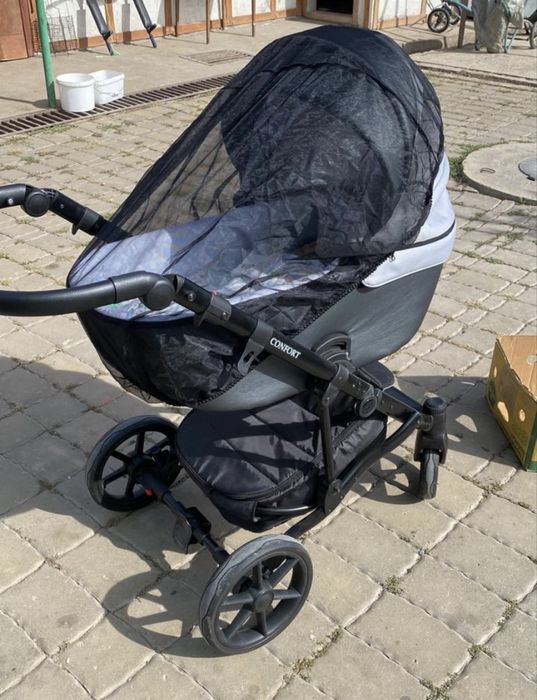 Продаю универсальную коляску Pituso Confort 2 в 1