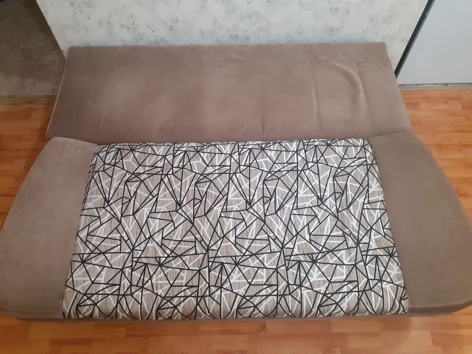 Продам диван еврокнижка