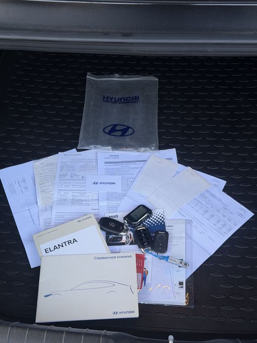 Nyundai Elantra 2021 2.0