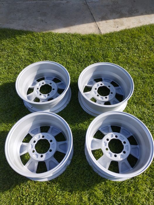 Гуми и джанти за Mitsubishi L-200 265/70/16