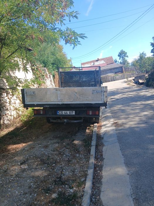 Vand camioneta Mercedes-Benz  sprinten  zero  șapte doi 82039zero  7